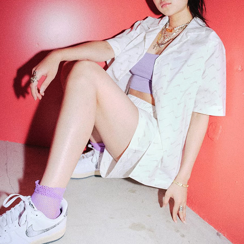 나이키 여름 반팔 여성 파자마셔츠 멀티 스우시 DV7931아이보리, M 이미지 8