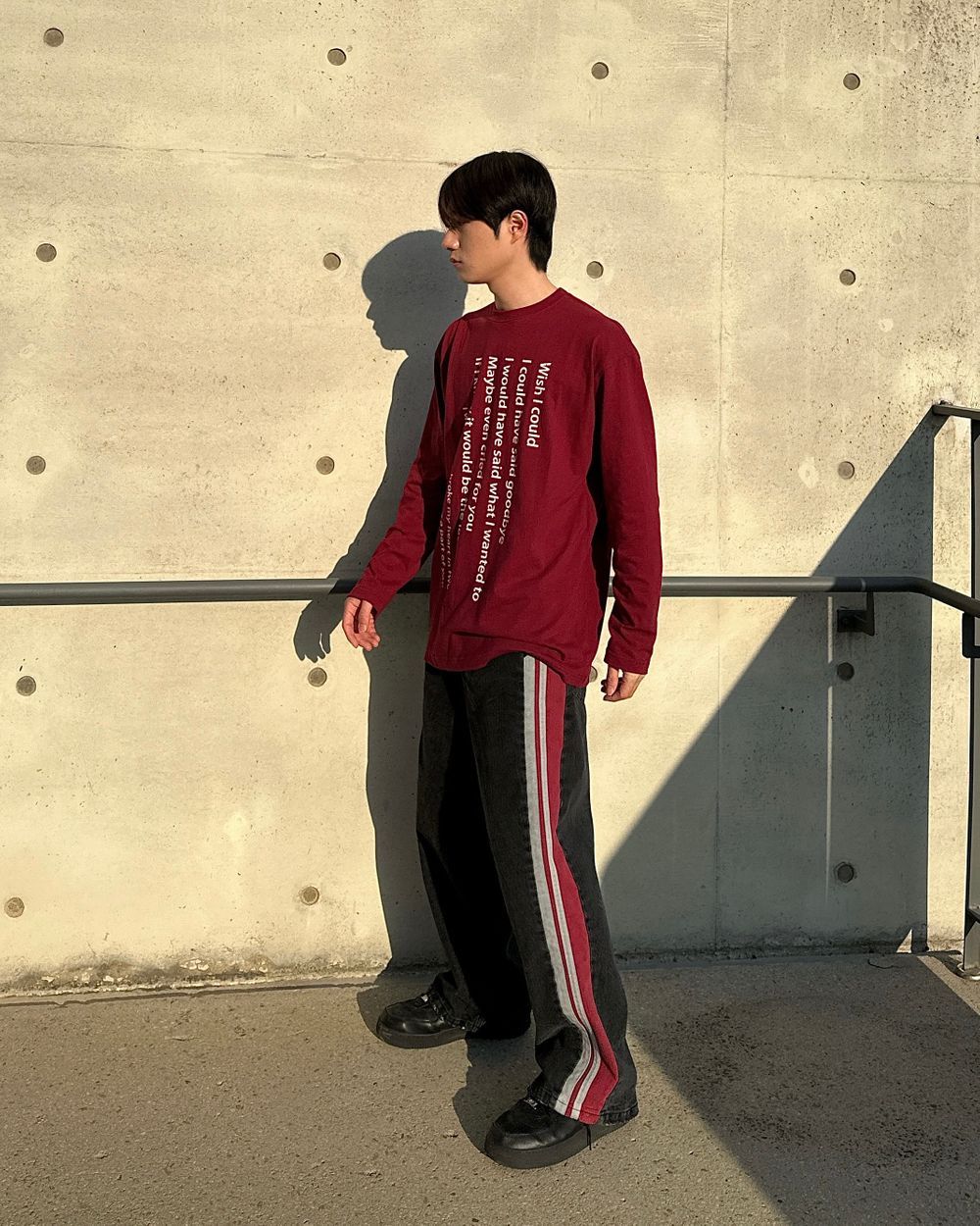 16810915065679935_920237132