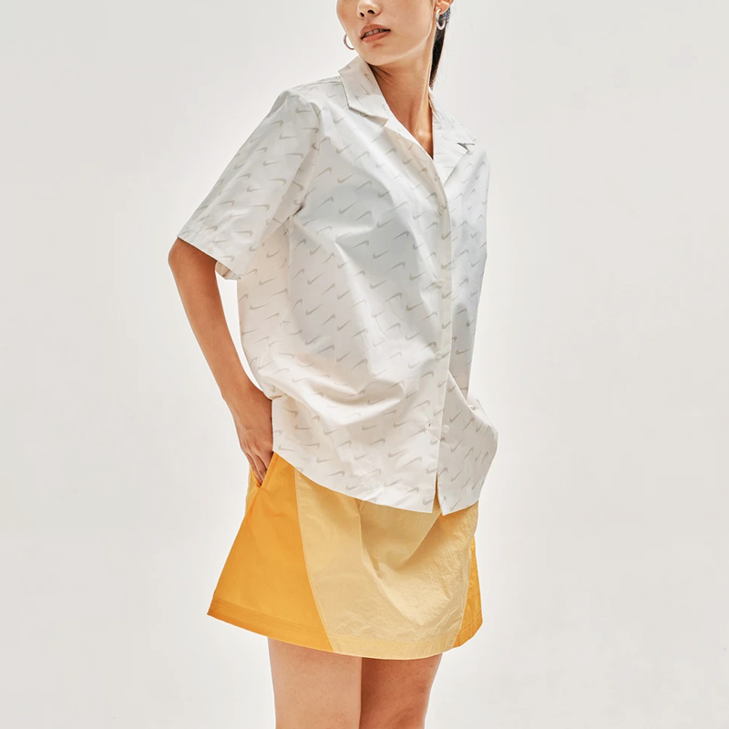 나이키 여름 반팔 여성 파자마셔츠 멀티 스우시 DV7931아이보리, M - 상세 이미지 2