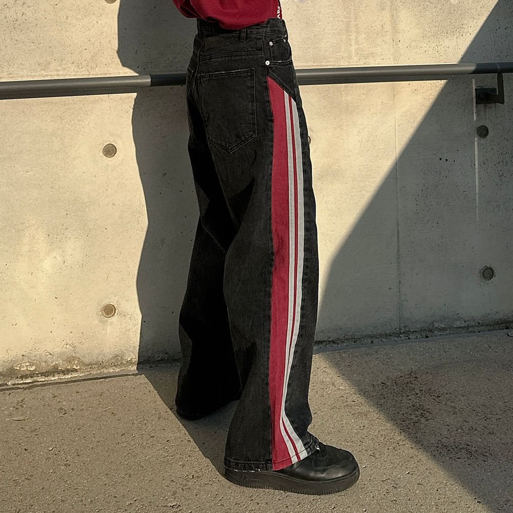 2600023516354733_1978054455