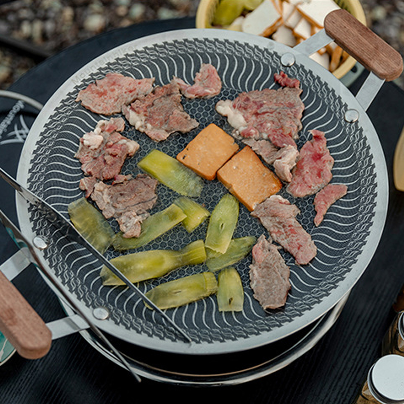 마운틴하이커 캠핑 그리들 스텐 그릴 팬 바베큐 고기 불판 원목 손잡이 - 상세 이미지 5