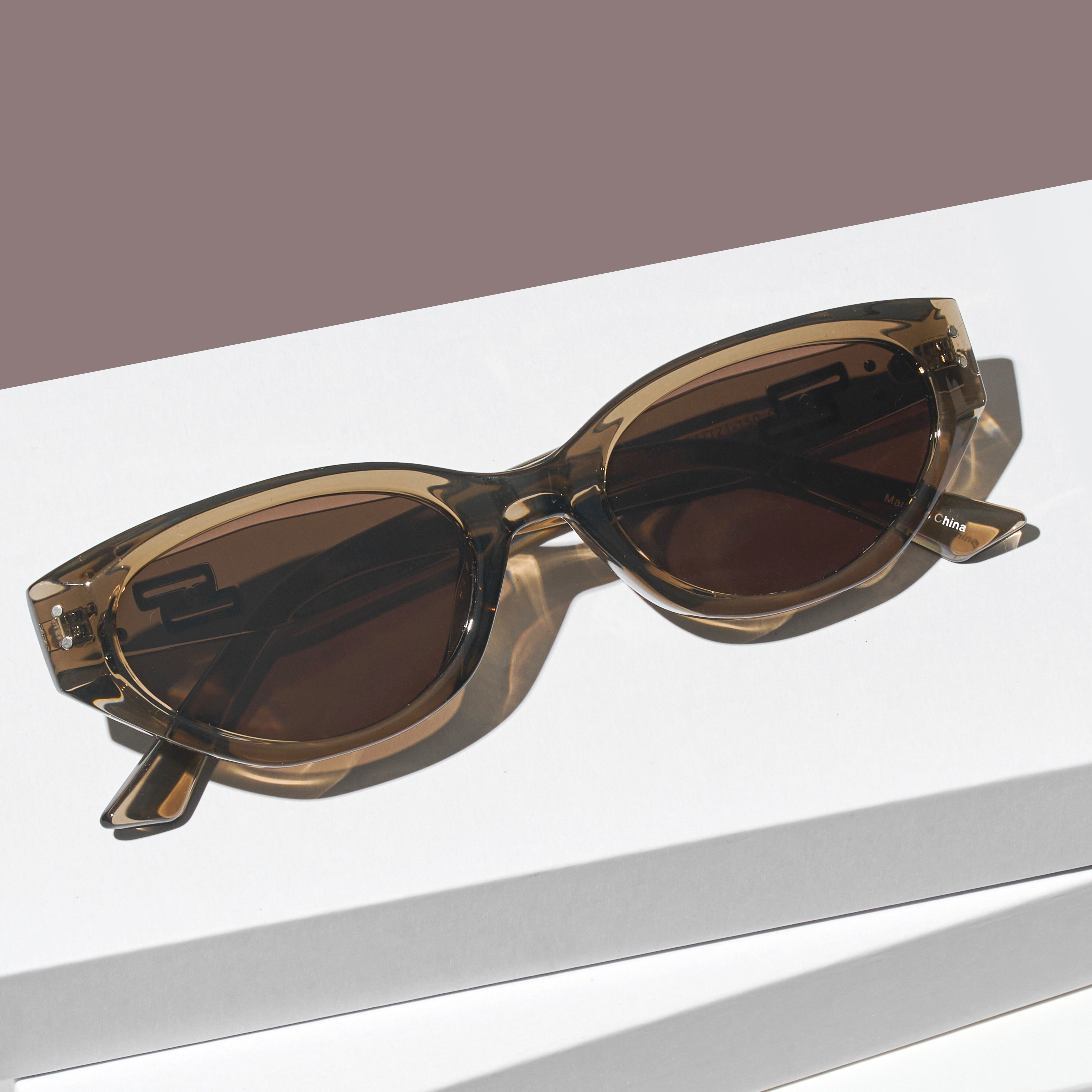 캣아이 명품 가벼운 자외선차단 블랙 레드 선글라스 운전 골프