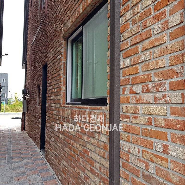고벽돌타일 적고벽돌타일 240x55x20~22T 홍고벽돌 / 하다건재 시공사례