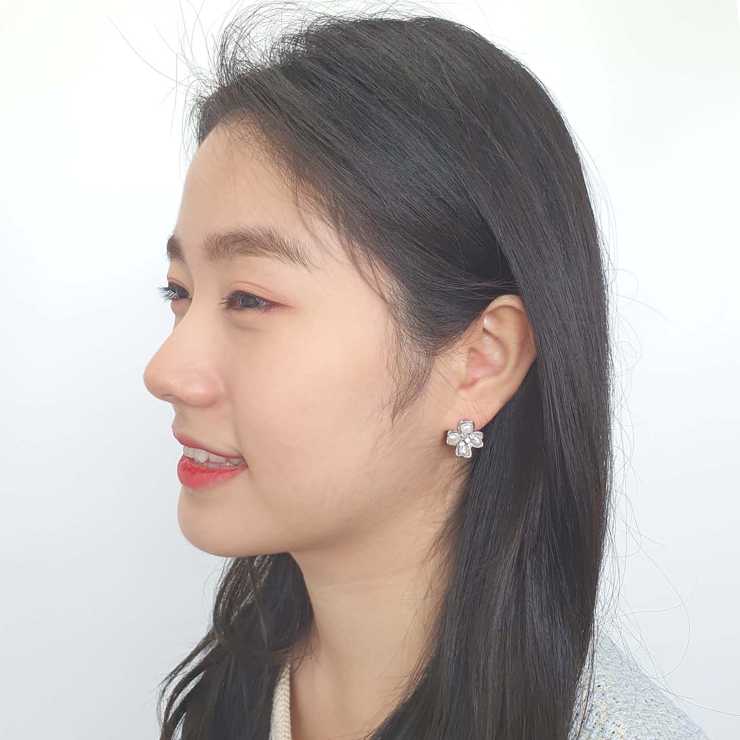 야랑쥬얼리 천연 담수진주 Clover 큐빅 귀걸이 - 상세 이미지 5