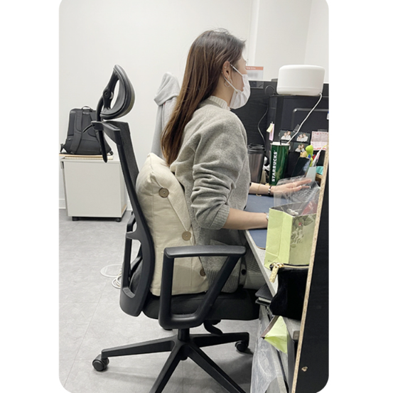 소형 삼각 등쿠션 쇼파 허리 삼각 등받이 쿠션 베개