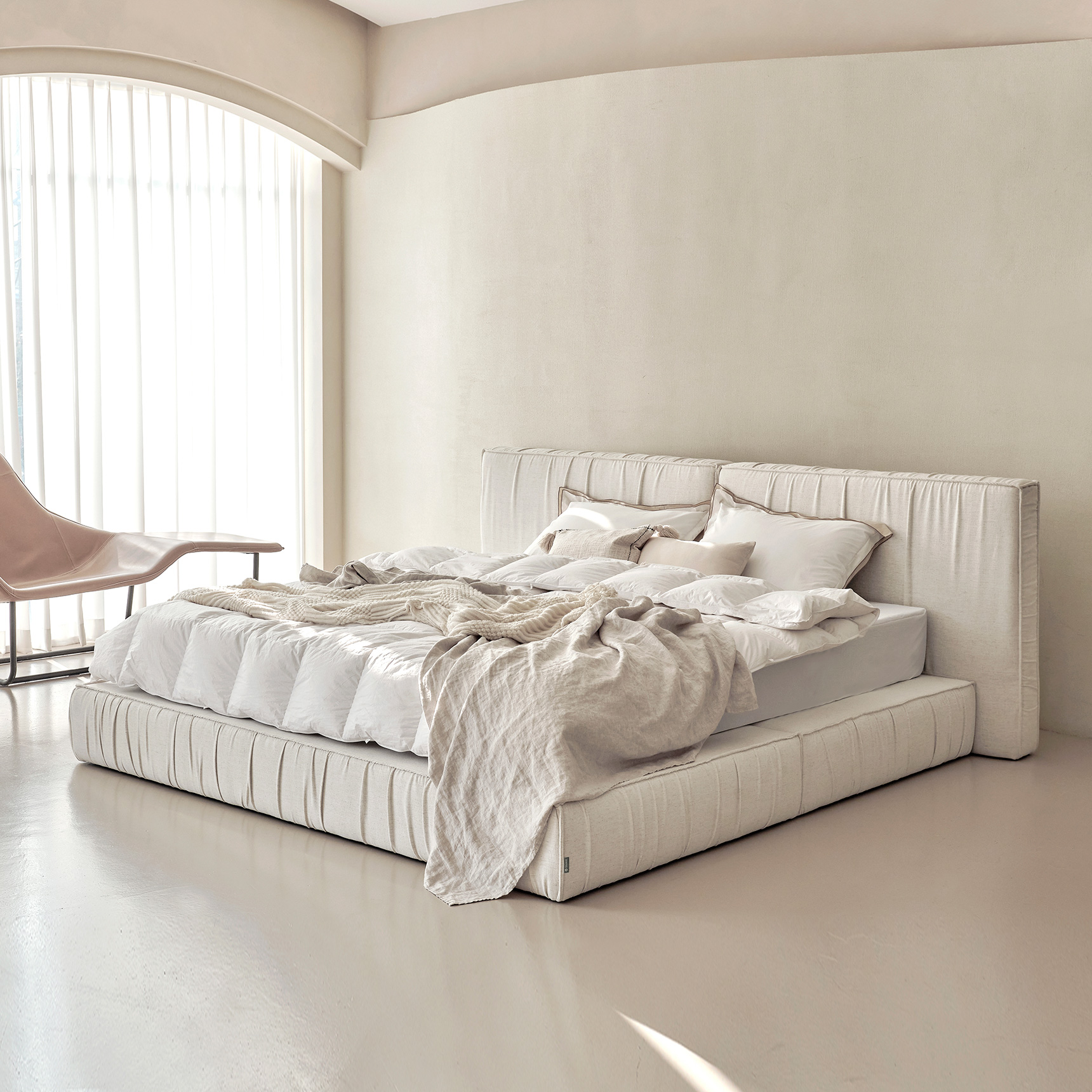 슬립퍼 시크 패브릭 저상형 호텔 침대 프레임 LK 라지킹 사이즈 일반형 H 200mm