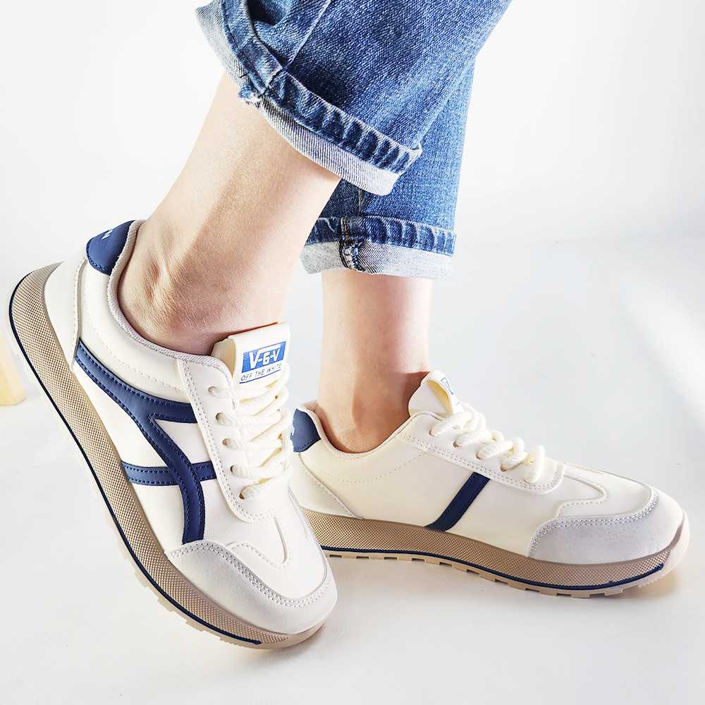 흰 운동화 중년 여성 헬스장 50대 40대 60대 5823 - 상세 이미지 2