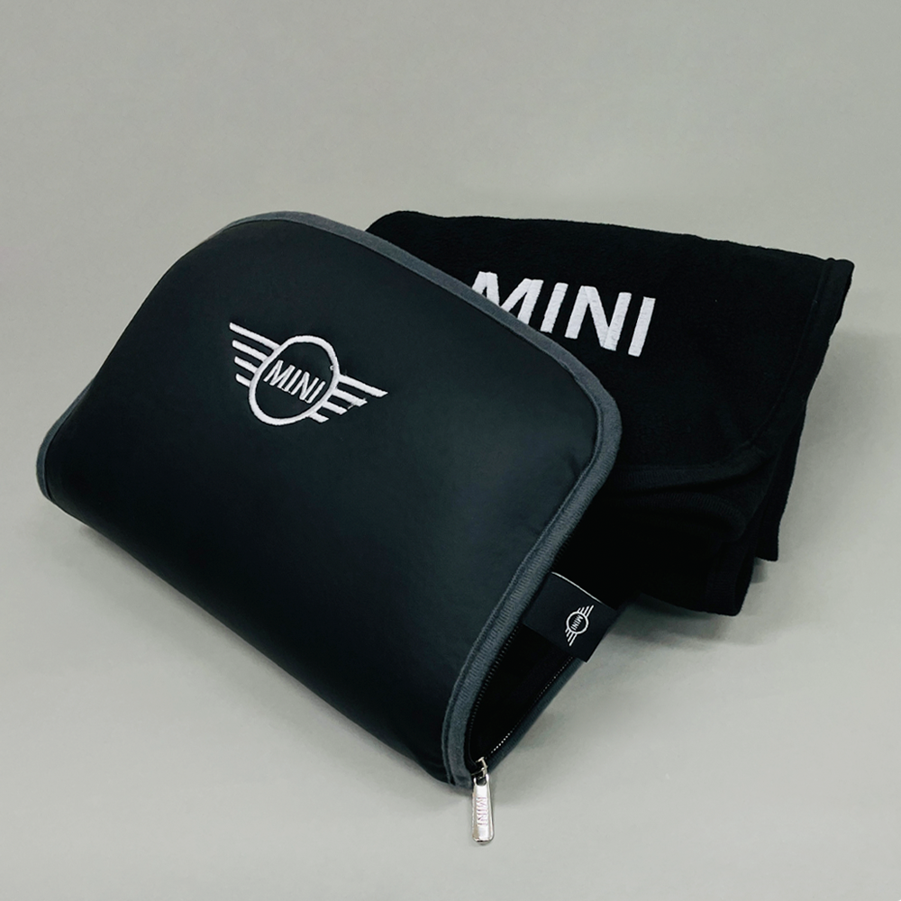 MINI 미니쿠퍼 순정 악세사리 무릎 극세사 로고 쿠션담요