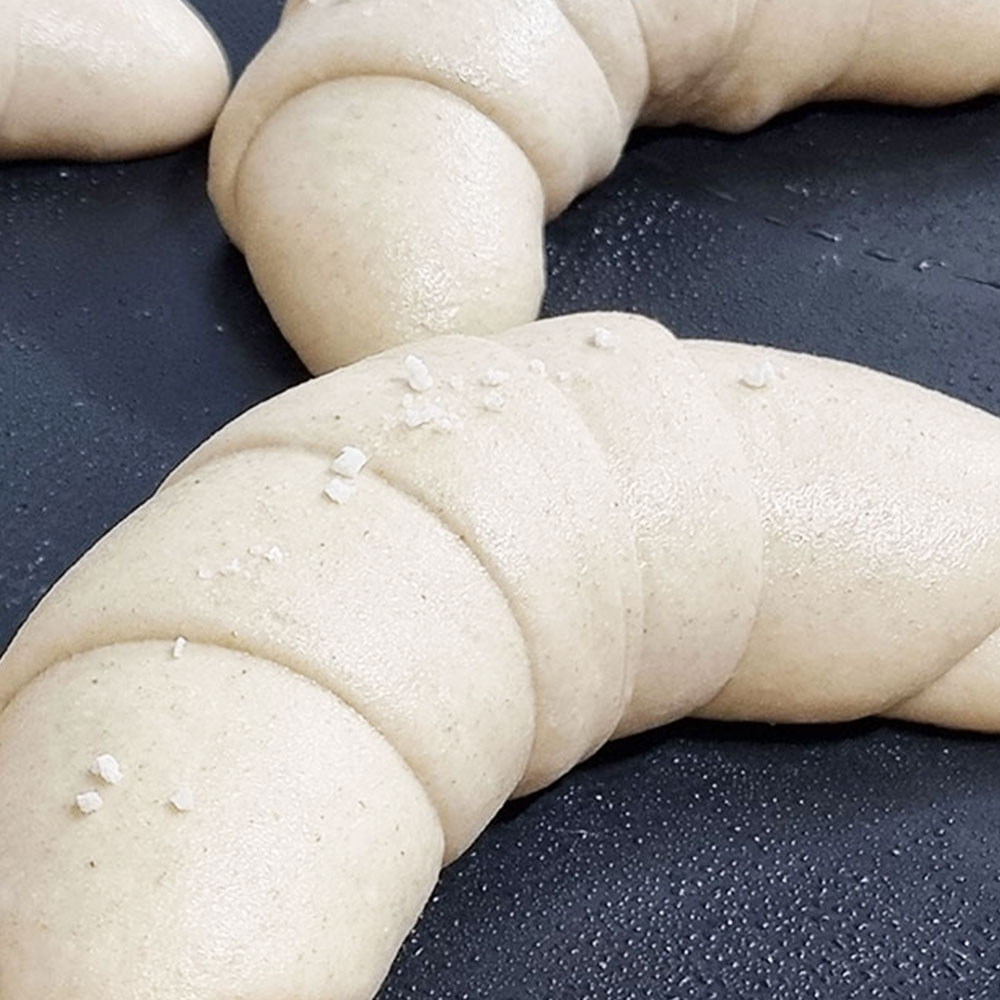 통밀 소금빵 2개입 100% 우리밀빵 천연발효빵 고메버터 시오빵 사워도우 - 상세 이미지 3