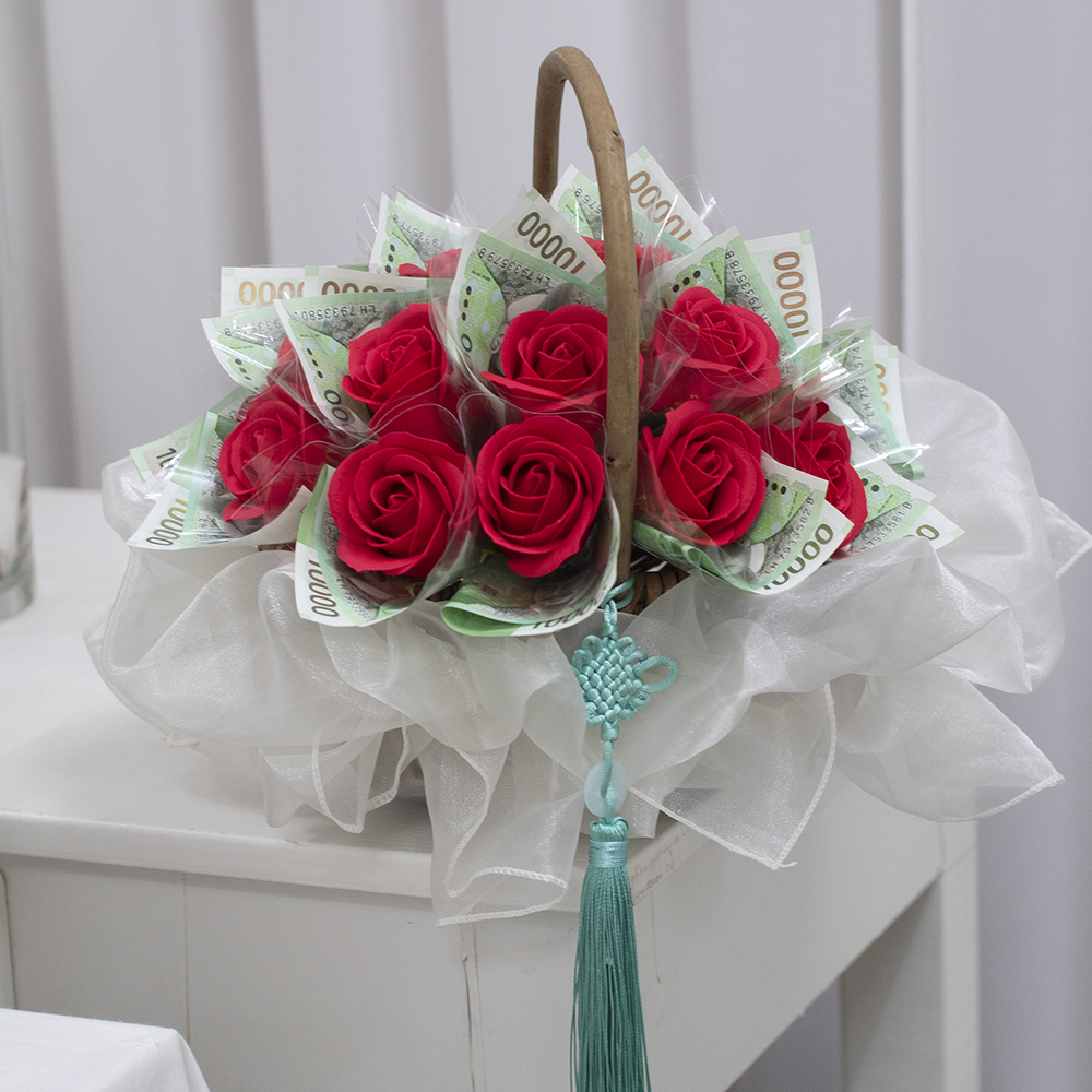 용돈 꽃바구니 장미 카네이션 비누꽃 현금 칠순생신 부모님 어버이날 선물