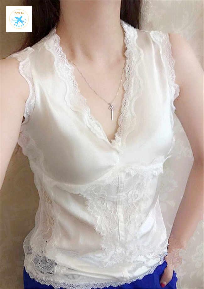 여성 실크 티셔츠 민소매 이너 새틴 레이스 나시 브이넥 - 상품 이미지
