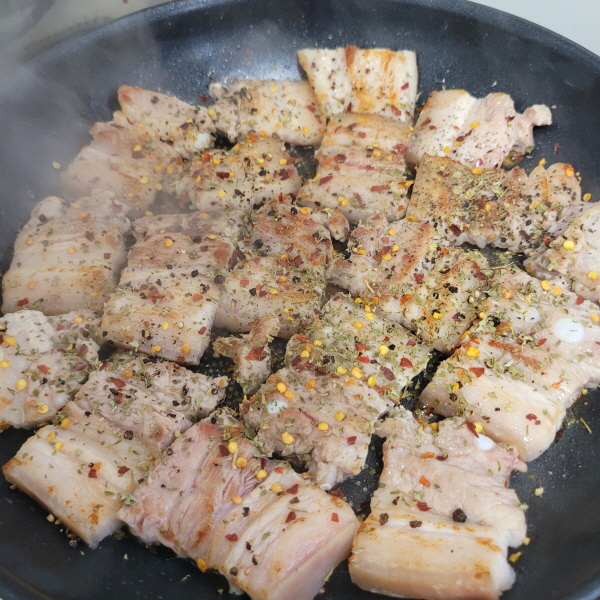 미돈 삼겹살 청도 미나리 먹인 통삽겹살 - 상세 이미지 3