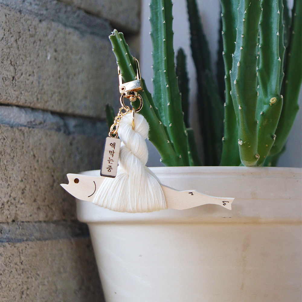 마켓유니버스 액막이명태 자동차 키링 제작 각인 자동차번호판 인형 키홀더 새차 합격기원 선물