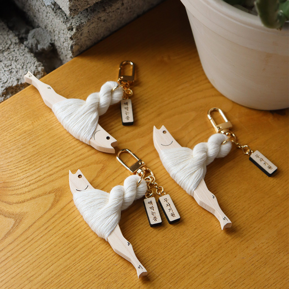 마켓유니버스 액막이명태 자동차 키링 제작 각인 자동차번호판 인형 키홀더 새차 합격기원 선물