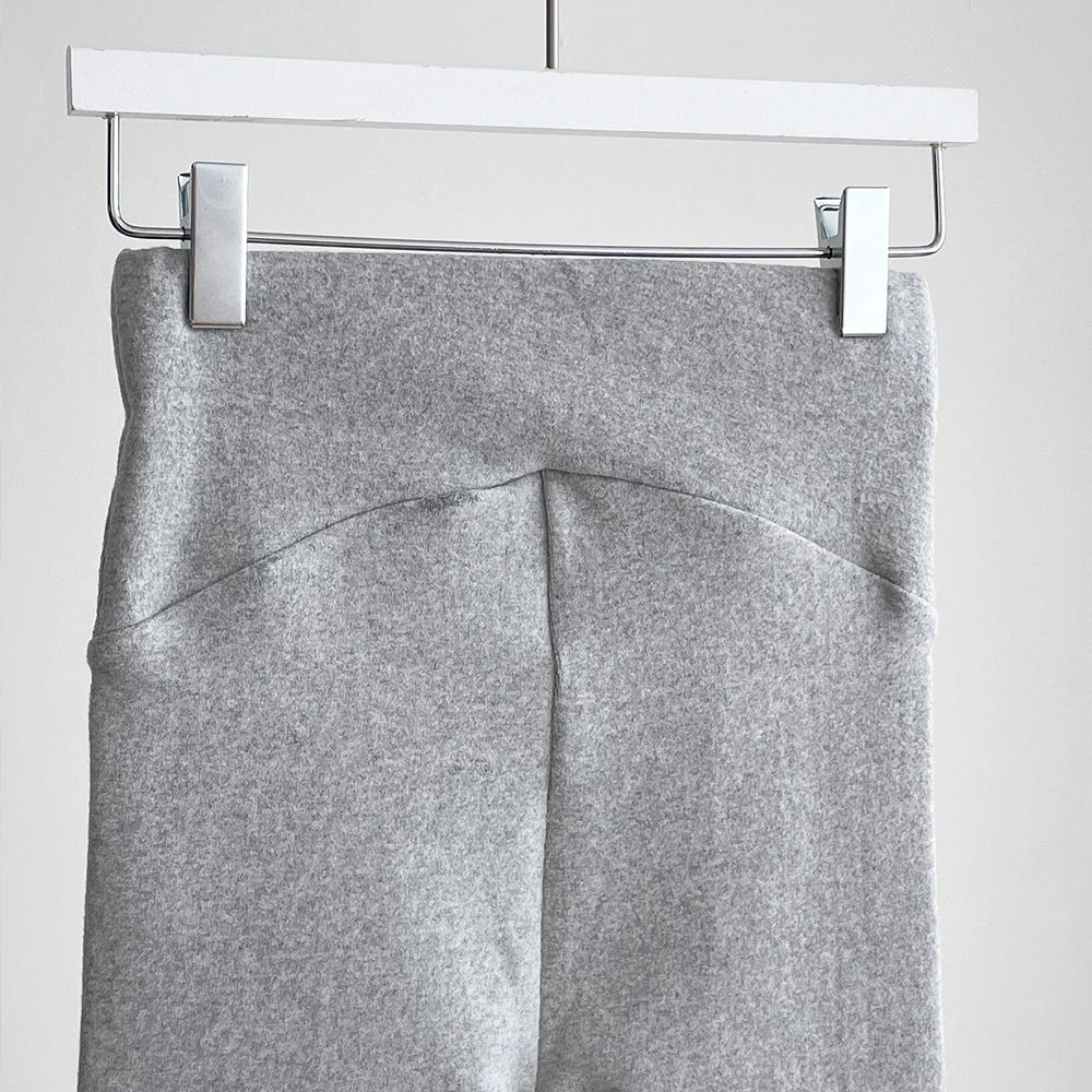 1. 도톰 피치 기모..