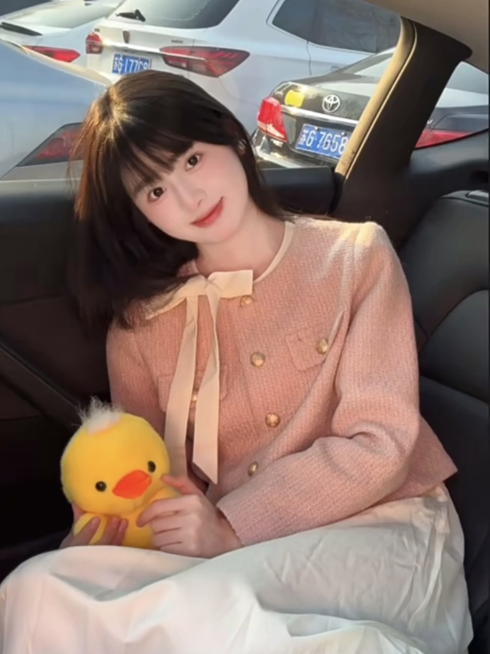 유퀴즈 225회 장나라 자켓 트위드 데이트 봄 옷 패션 의상 야한사진관 이봄소리 - 상세 이미지 2