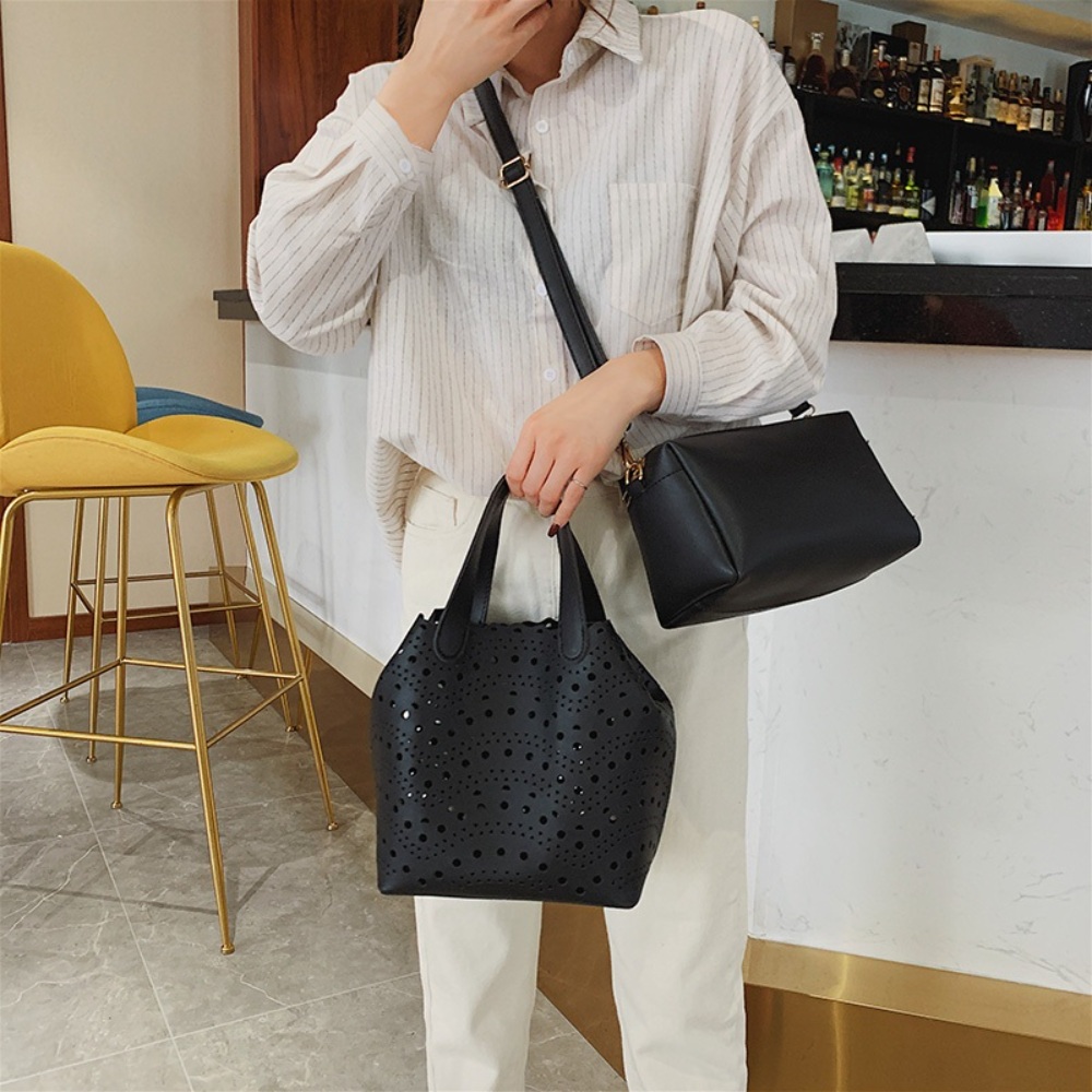 마이데몬 6회 김유정 가방 펀칭백 데이트 하객룩 옷 패션 의상 내남편과결혼해줘 공민정 - 상세 이미지 4