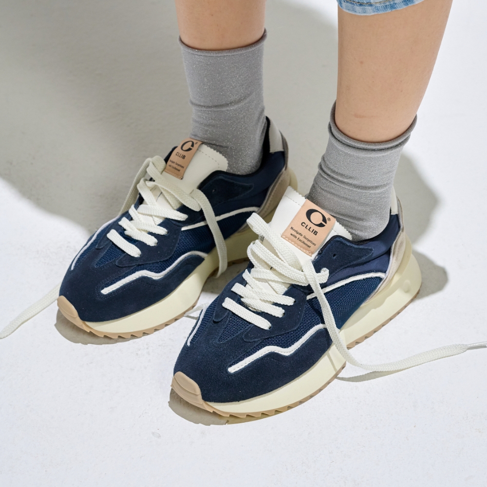 굽높은 여성키높이운동화 발편한슈즈 스탠딩스니커즈 코 윅 CL0201ME 굽높이 5.5cm - 메인 이미지