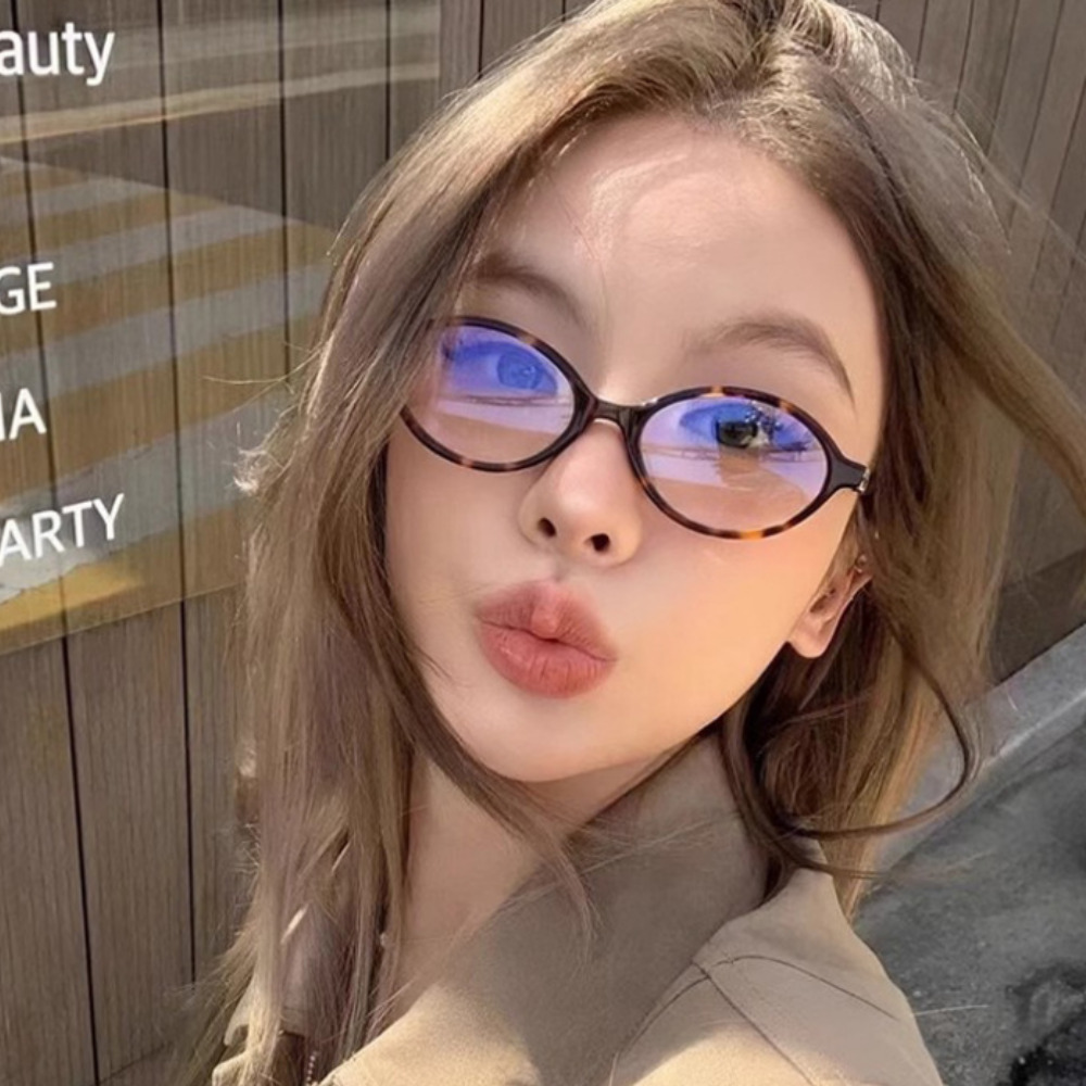 긱시크안경 블루라이트차단 오벌형 얇은 뿔테안경 호피 노안 가벼운 여자안경테 빛번짐 - 상세 이미지 4