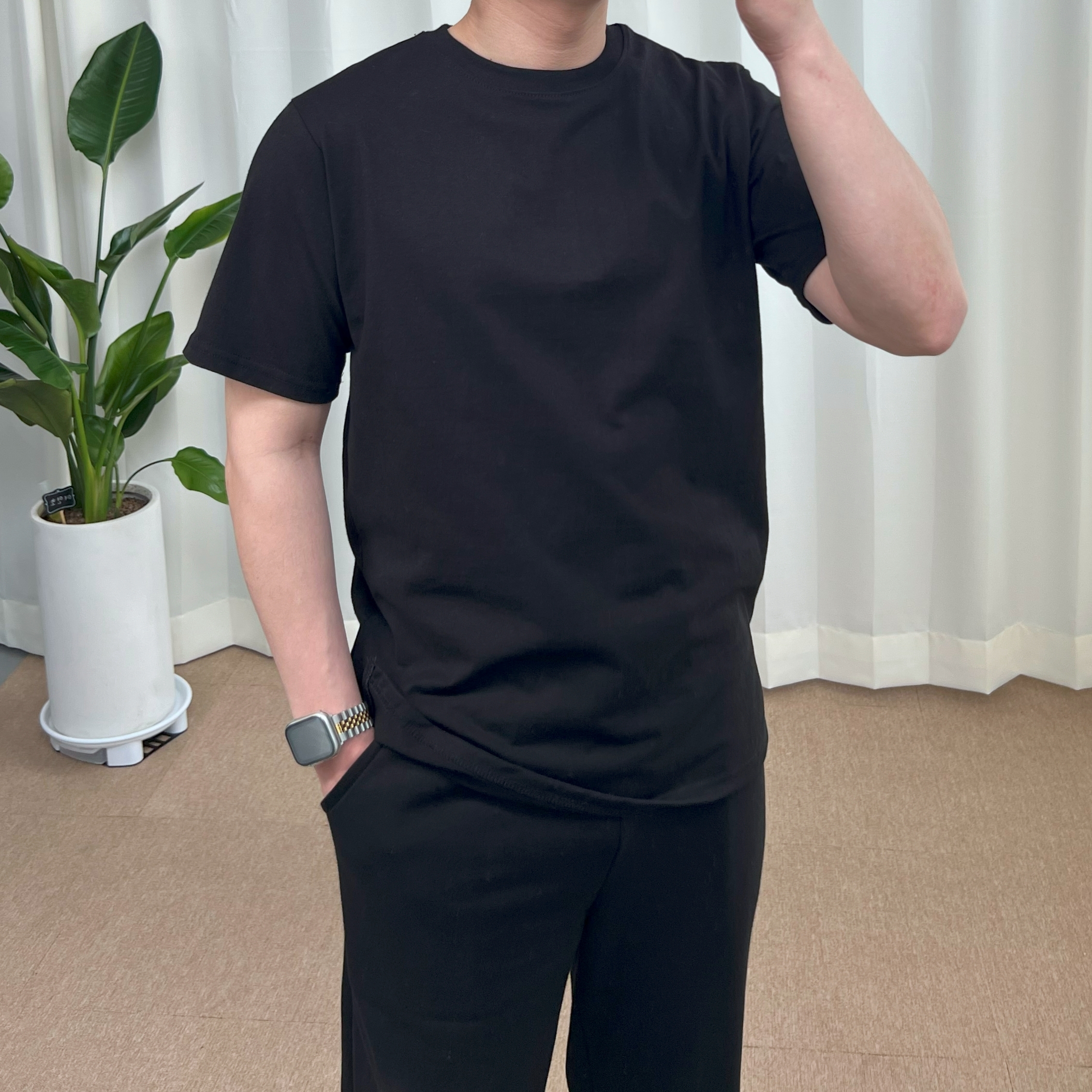 남자 여름 기본 이너 레이어드 캐주얼 반팔 라운드 티셔츠 - 상세 이미지 2