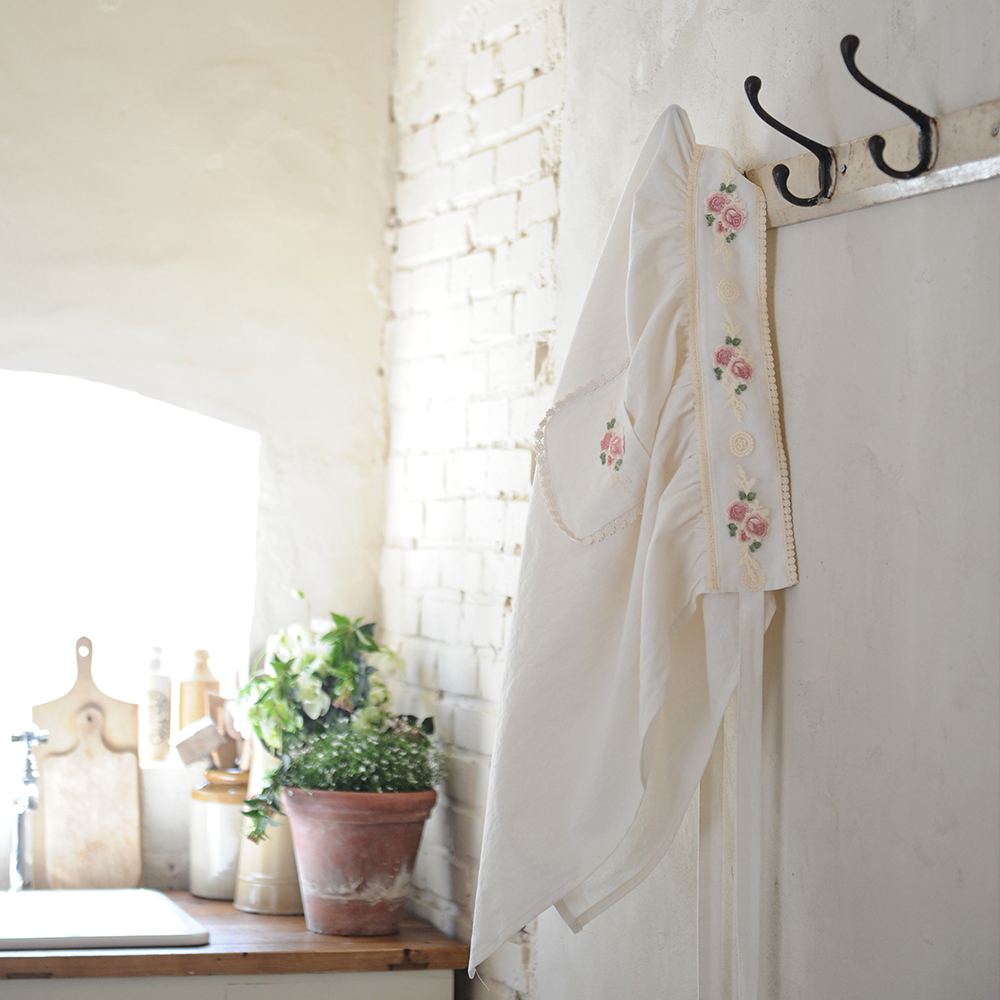 자수 하프앞치마 허리 짧은 반 프릴 앞치마