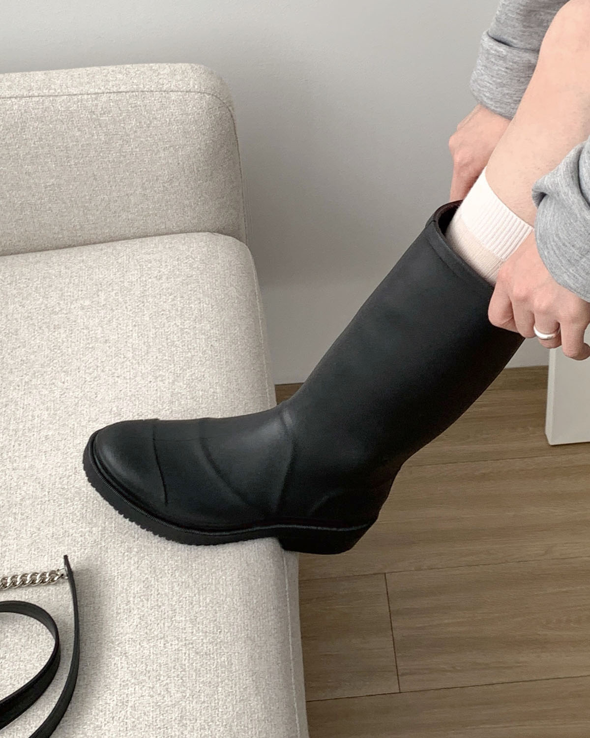 루루 레인부츠 클래식 베이직 미들 통 장화 (3cm/블랙) - 상세 이미지 2