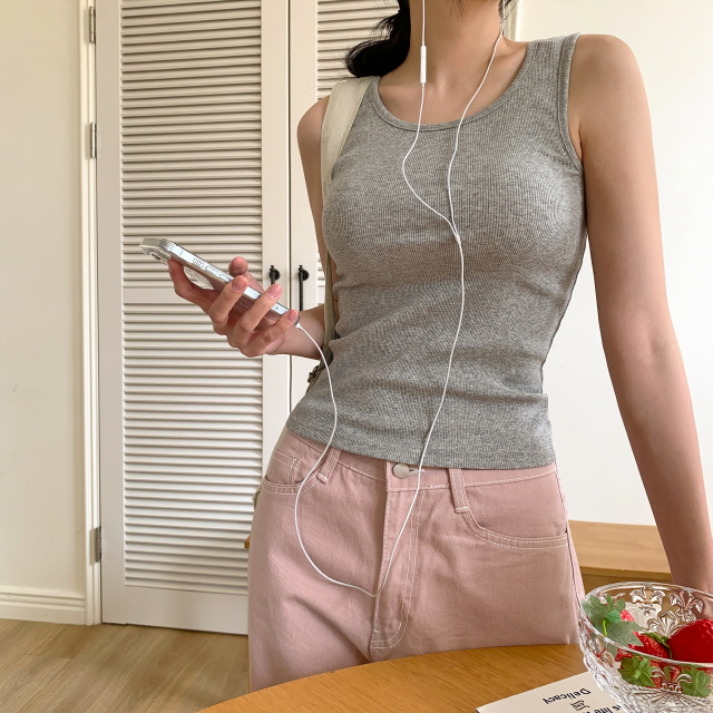 ❤20%쿠폰❤ [MOMENT JOY/국내제작/라운드,스퀘어넥] 카엘리 쫀쫀 베이직 라운드 기본 이너 골지 사계절 민소매 단가라 나시 상세 이미지 23