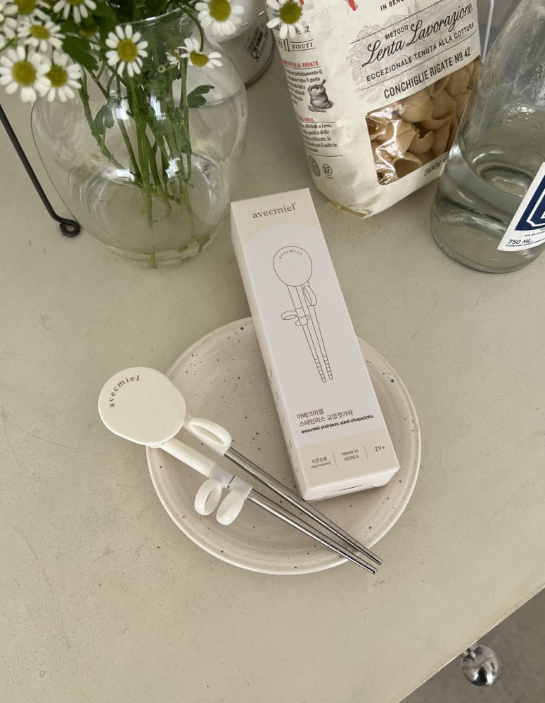 https://shop-phinf.pstatic.net/20240403_56/1712118591629hThup_JPEG/113254480312553815_667206202.JPEG?type=o1000