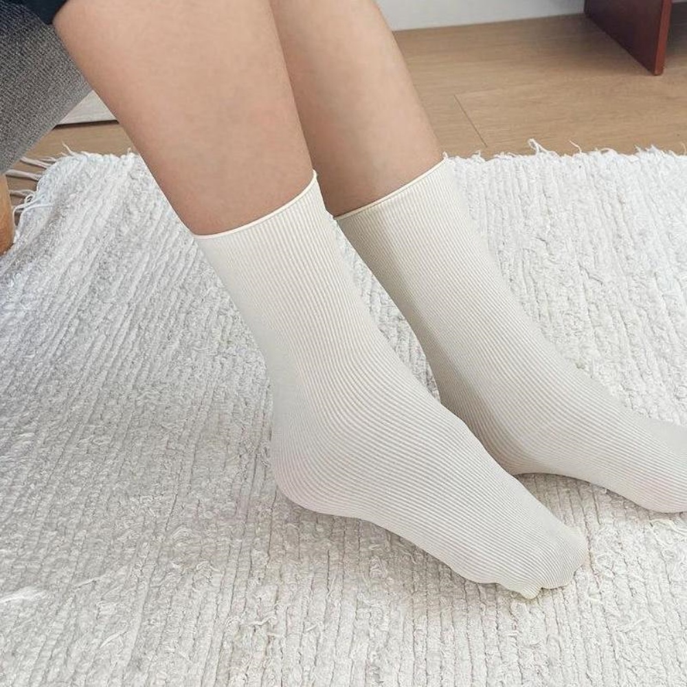 무봉제골지양말 다리얇아보이는 안흘러내리는 여름 여학생 치마 샌들 코디 - 상세 이미지 5