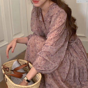 프시 프릴브이넥 플라워 허리끈 쉬폰 롱원피스 2col 가을 봄 맥시 버튼... 착용 후기 | 사이즈/핏 총정리 - 상품 이미지 3