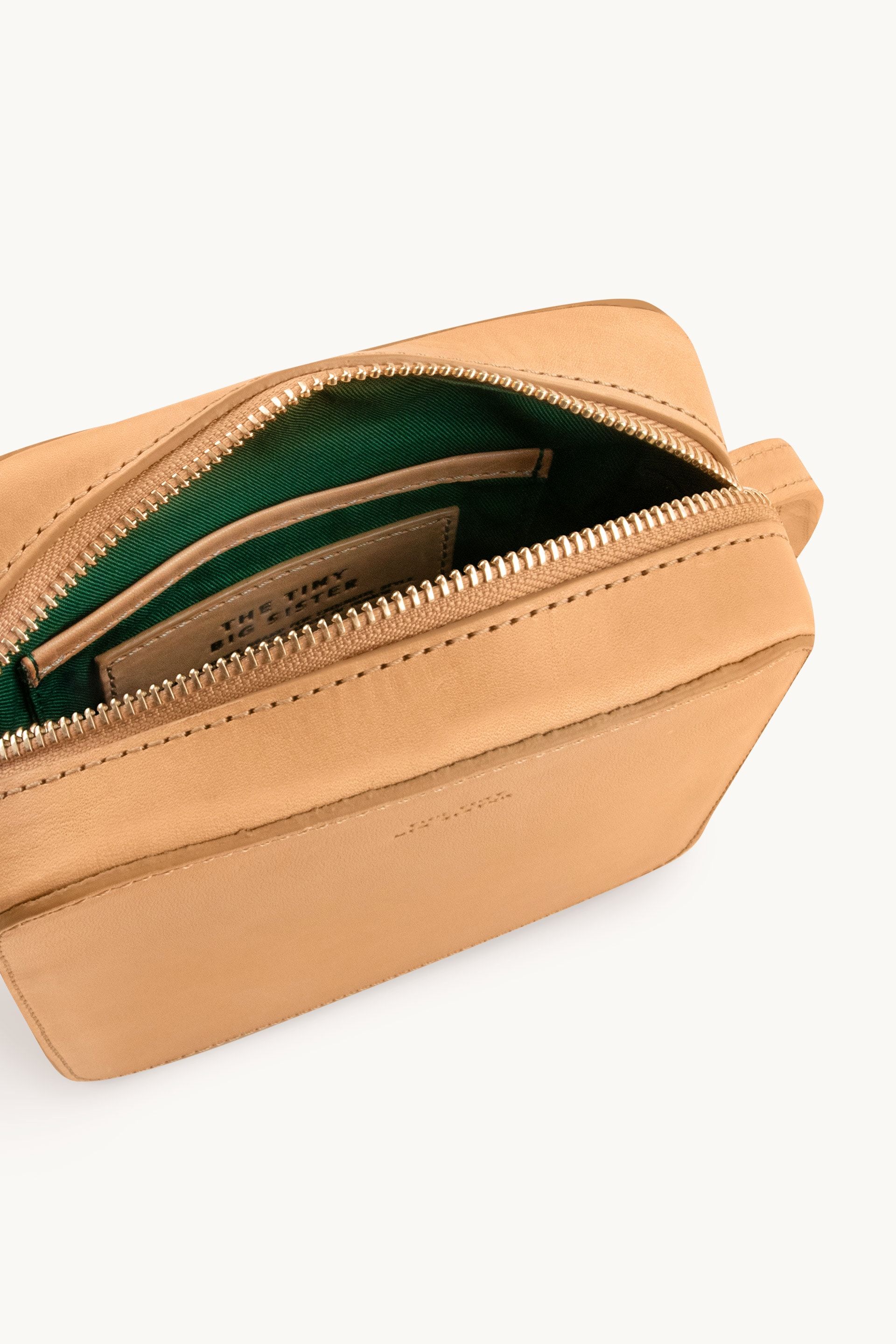 타이니코튼 미니멀 스퀘어 레더 크로스백 Bolso Cuadrado Piel Vini TTBS-027J20 ALMOND - 상세 이미지 5