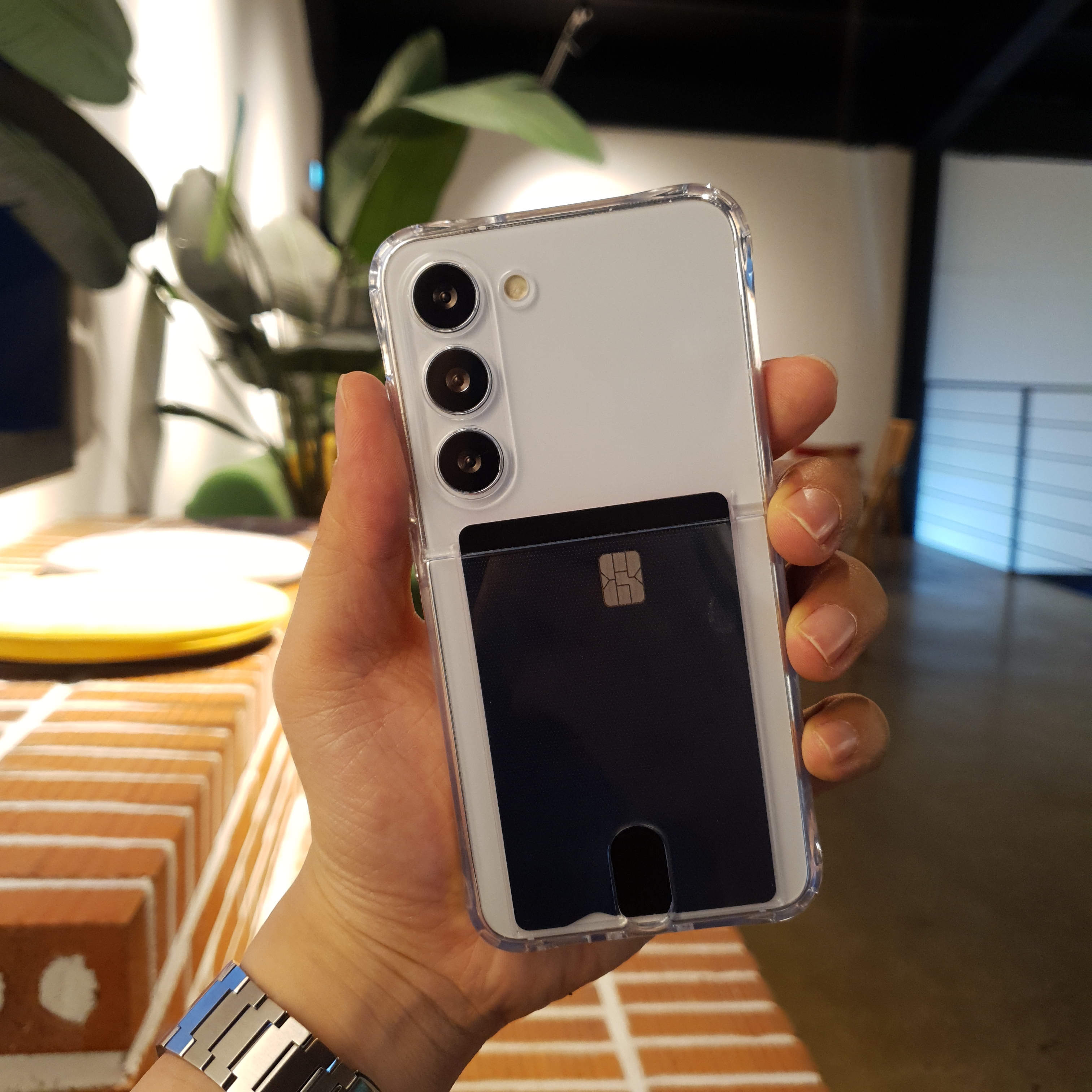 갤럭시 s24fe 투명 카드 케이스 변색없는 풀커버 카메라보호 범퍼