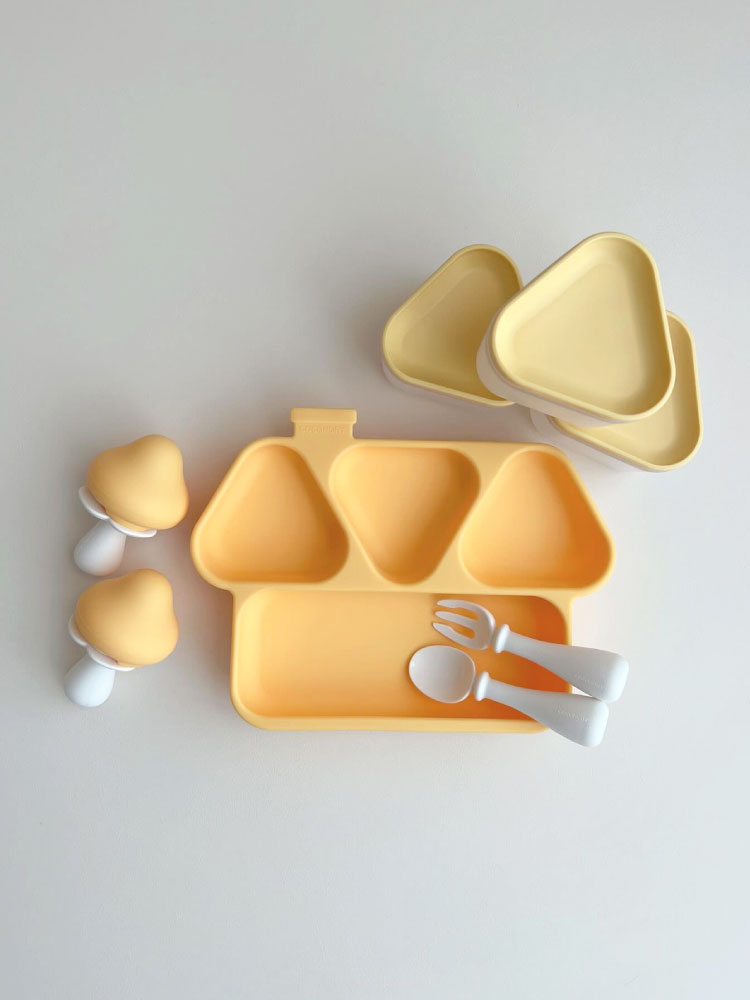 꼬꼬노리 얌YUM 스타트3종세트 국산 실리콘 흡착식판 수저4p세트 이유식용기3p 유아 아기