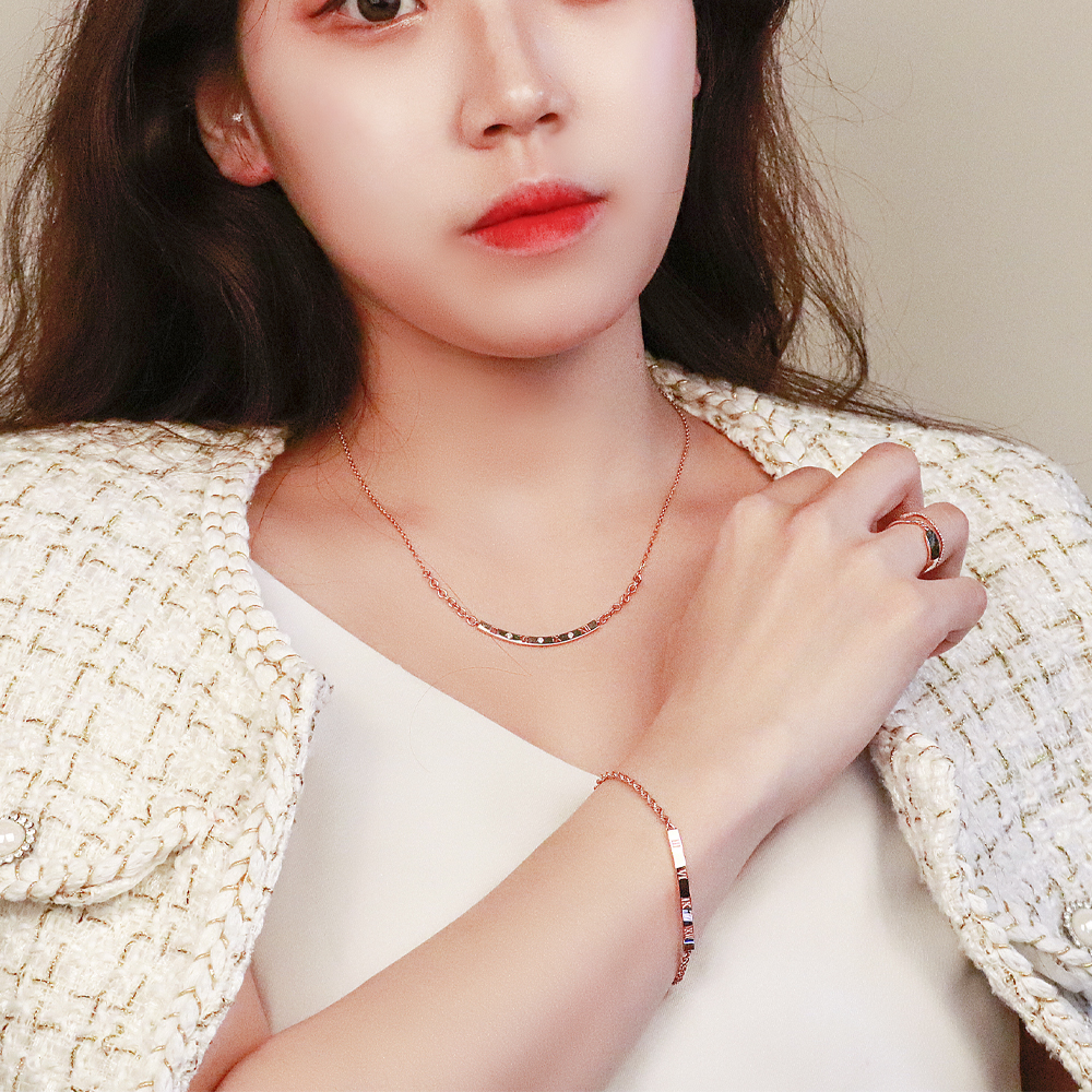 14K 볼드 체인 로마숫자 스마일 하트 목걸이 큐빅 스틱 이미지 7