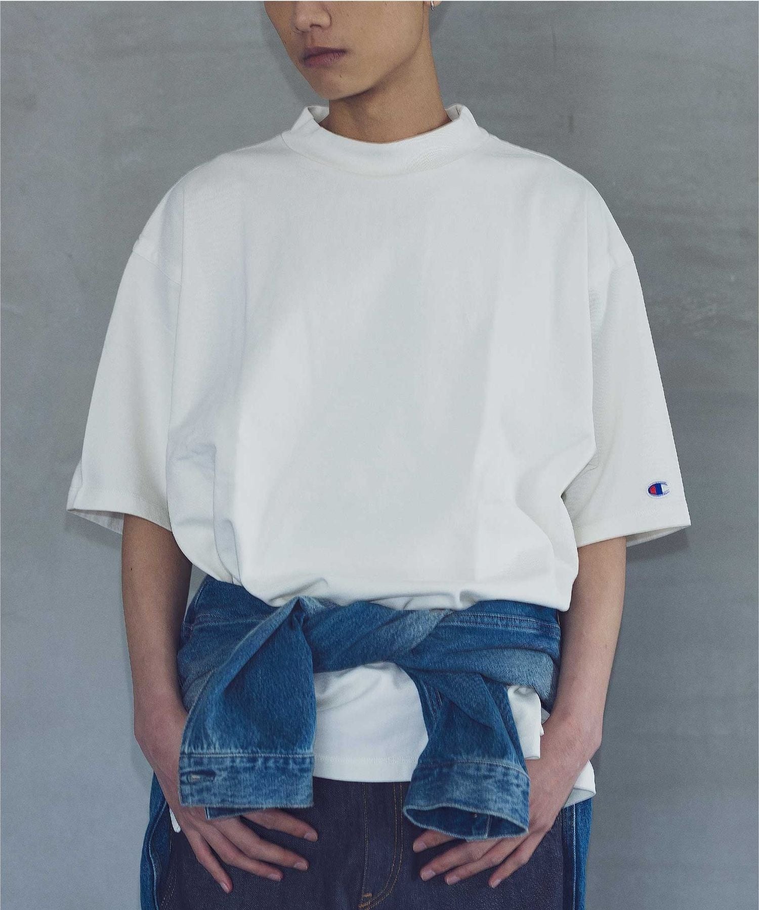 Champion 챔피온 x 몽키타임 피그먼트 모크넥 티셔츠 2컬러 24SS - 상품 이미지
