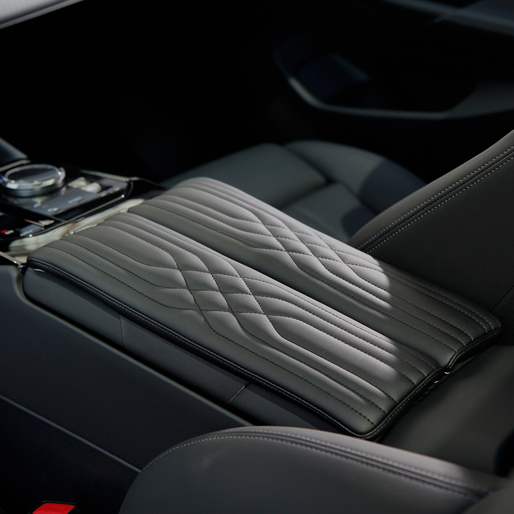 BMW I5 5시리즈 G60 문레스트 콘솔쿠션 팔걸이쿠션 제품 이미지