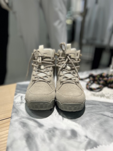 아이더 노마드 고어텍스 방수 등산화 트레킹화 DUF23G