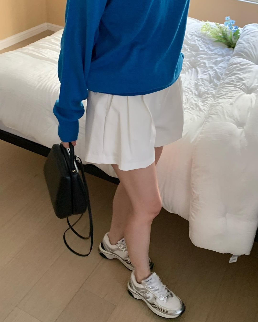 오버무드 여성 봄신상 투핀턱 세미 A라인 3부 하프 코튼 앤디 숏팬츠 4color - 상품 이미지