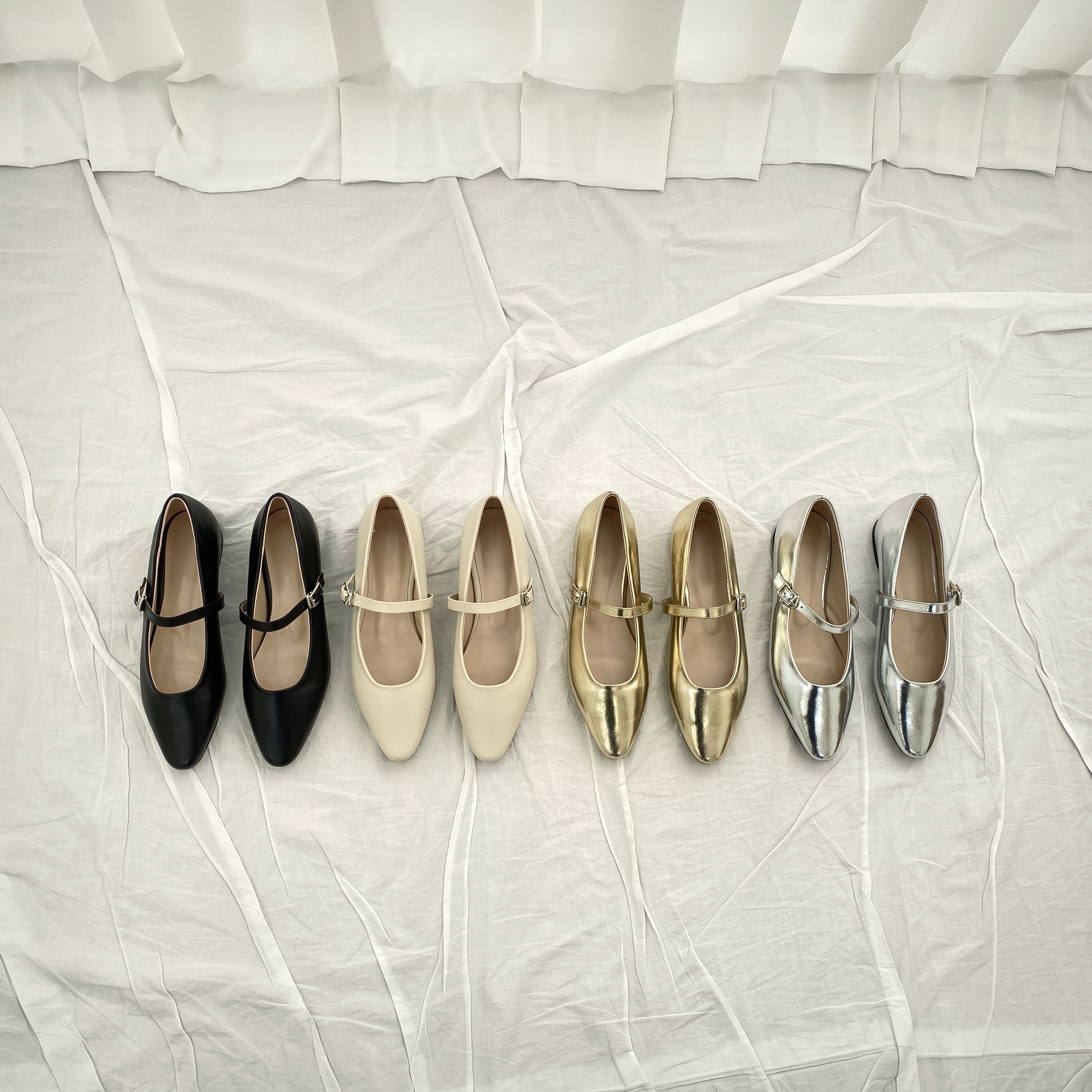 메리제인 플랫슈즈 발편한 골드 은색 실버 빅사이즈 255 260