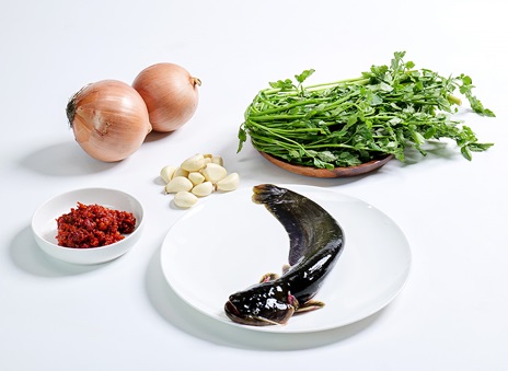메기매운탕 겨울뜨끈한 국물 밀키트 능곡송천매운탕 2인분 - 상세 이미지 2