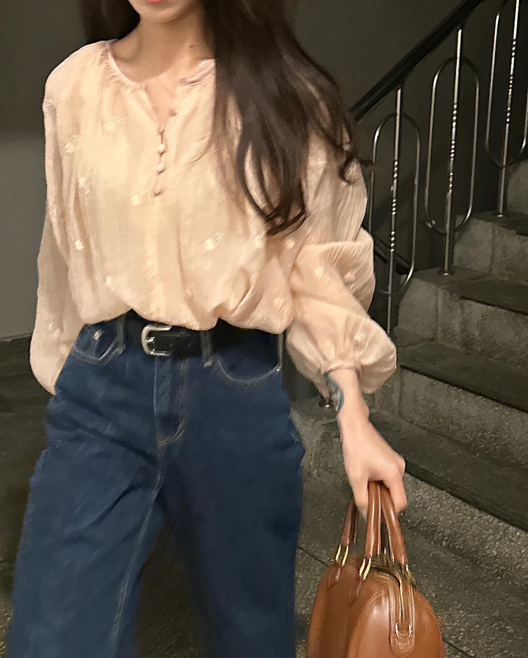 엔들 여성 시스루 라운드 퍼프 오버핏 루즈핏 꽃 자수 블라우스 상세 이미지 22