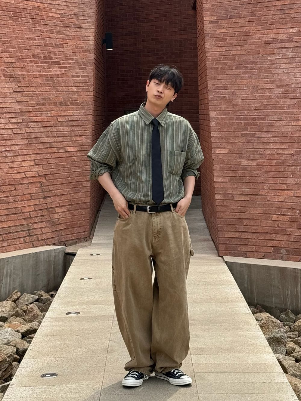 58466411502143751_1026256889