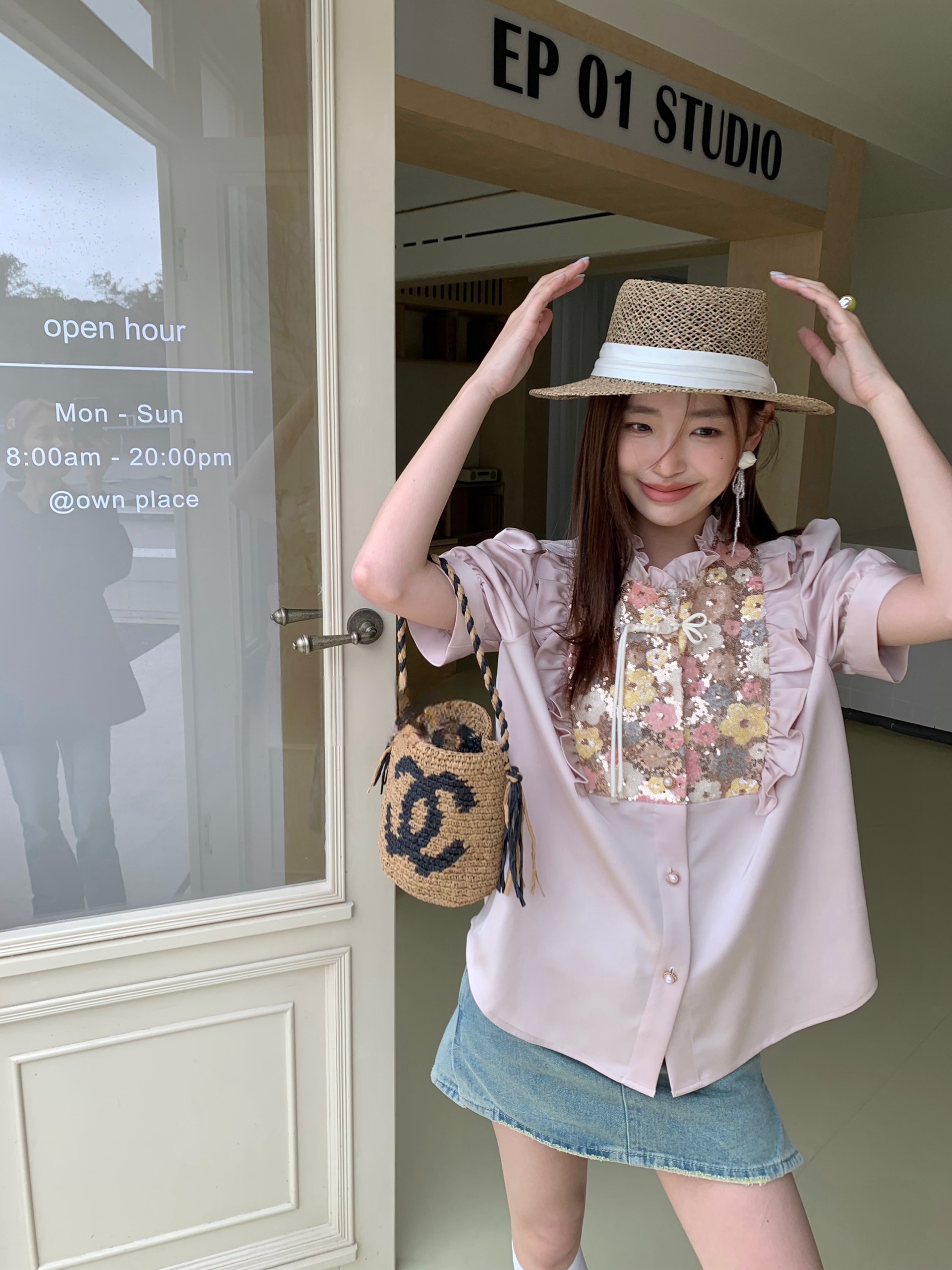 オールド・バカラ 金彩 大型 苺文 デカンタ 30cm グラヴュー