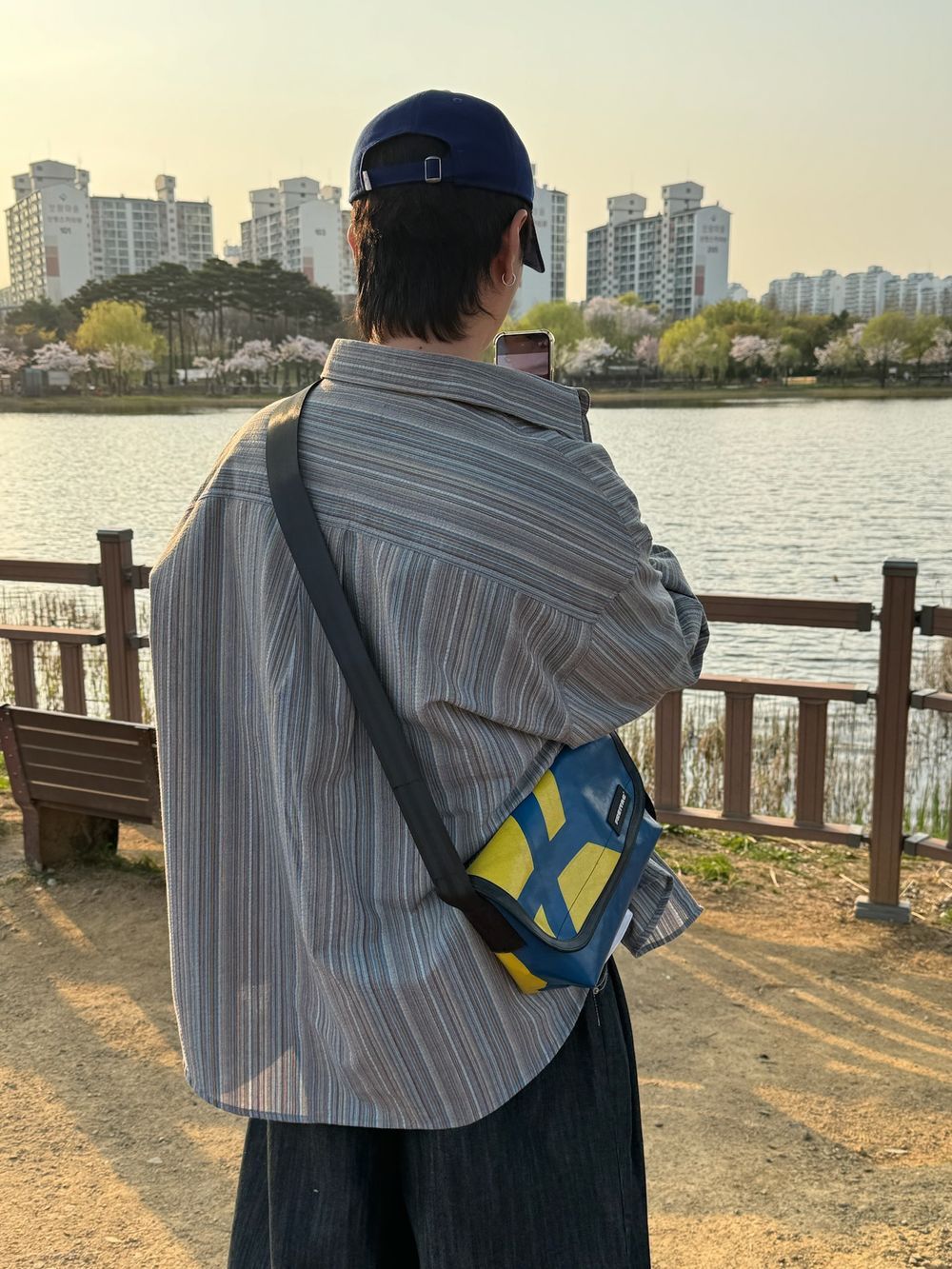 62909382110404682_743530459