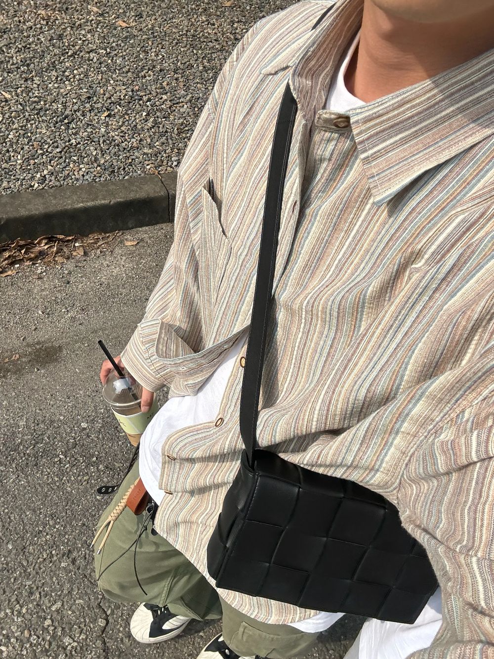 35690253615193229_975418911