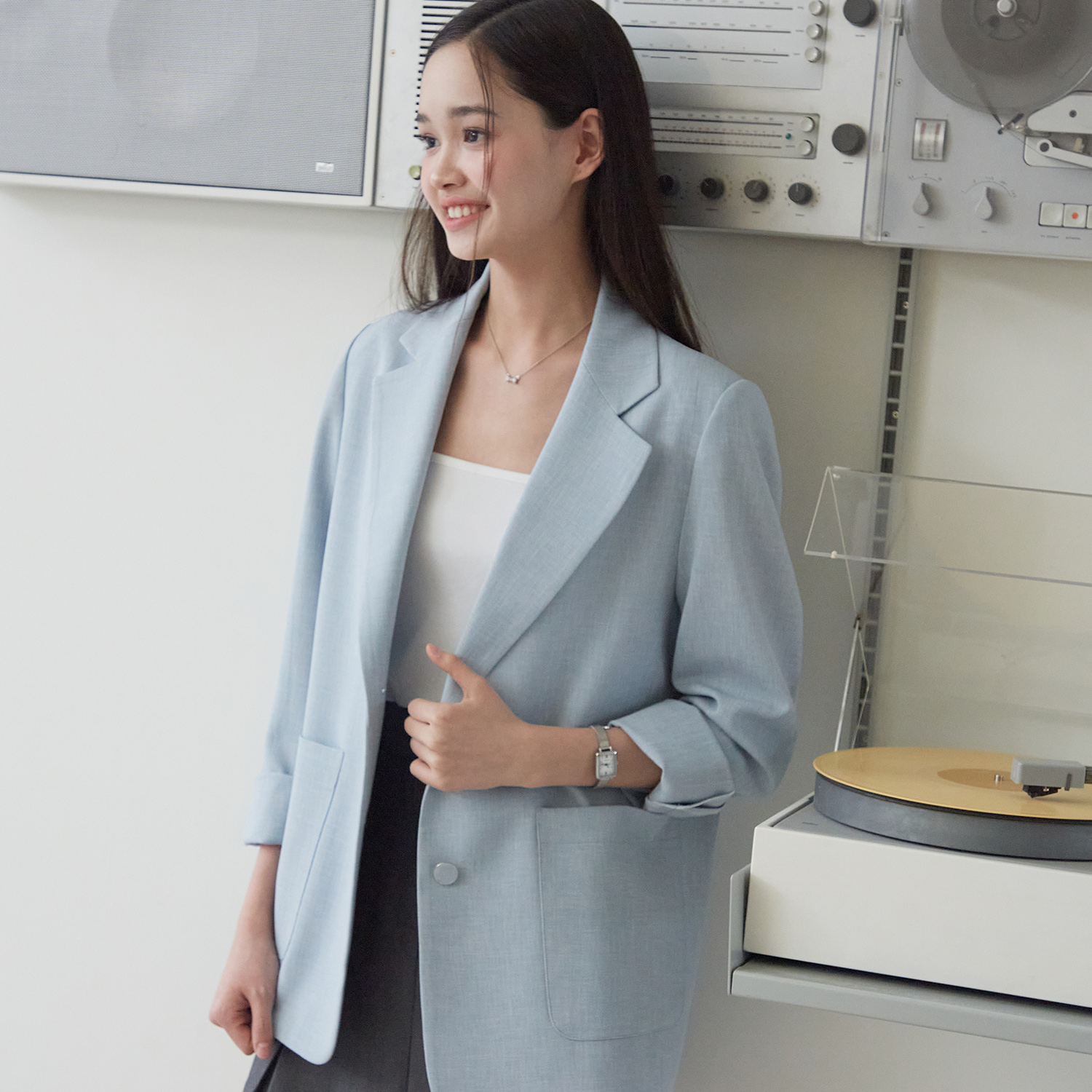 [제로스트릿][2컬러] 뒷 절개 버튼 자켓 BACK SLIT BUTTON JACKET - 상세 이미지 4