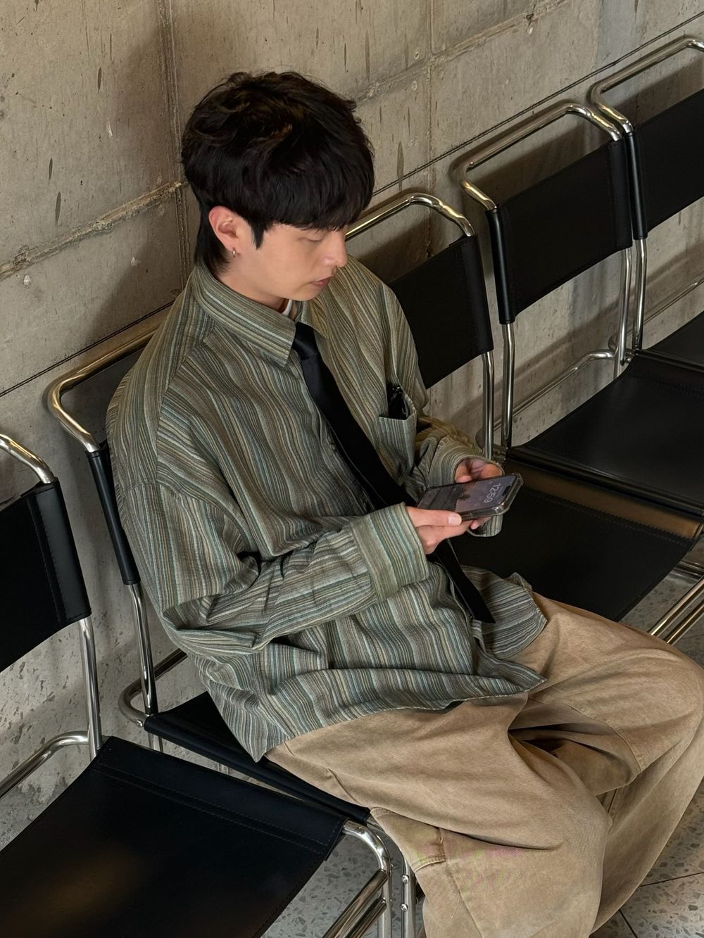 36745140940866216_837369743