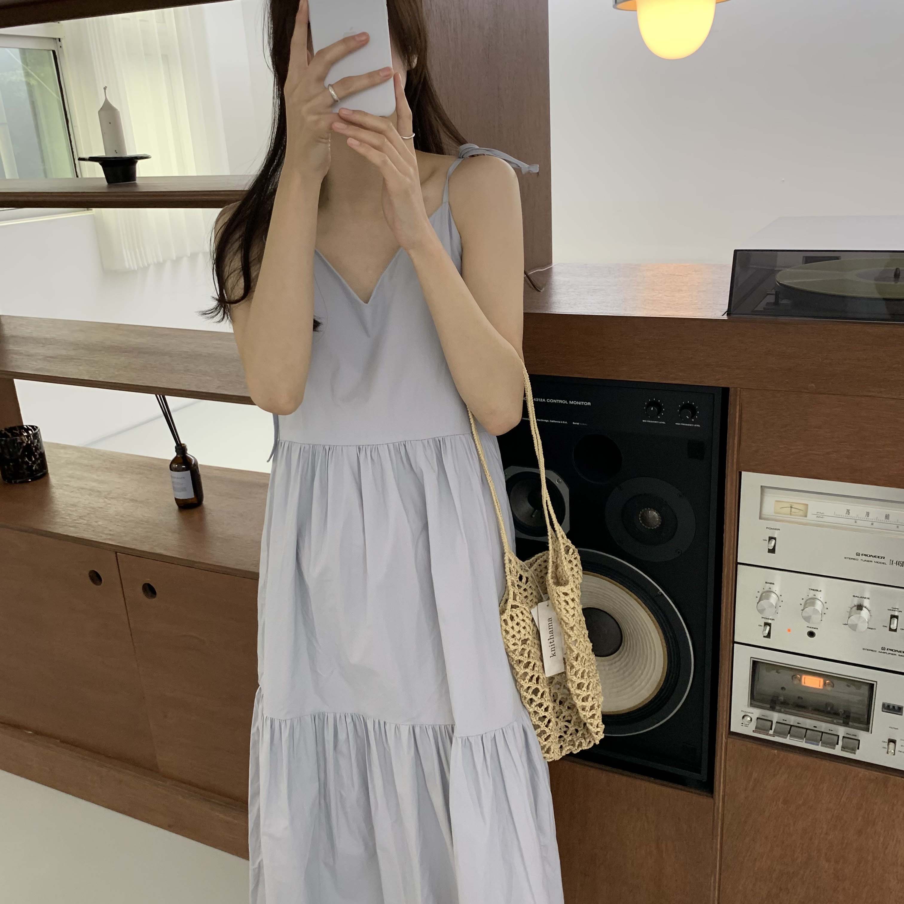 세라 브이넥 여름 민소매 롱 원피스 나시 뷔스티에 이미지 3