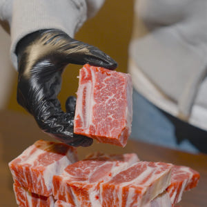엄마네 벽돌 갈비 꽃갈비 1kg 소고기 캠핑용 구이 음식 맛있게 먹은 솔직 후기 - 상품 이미지 3