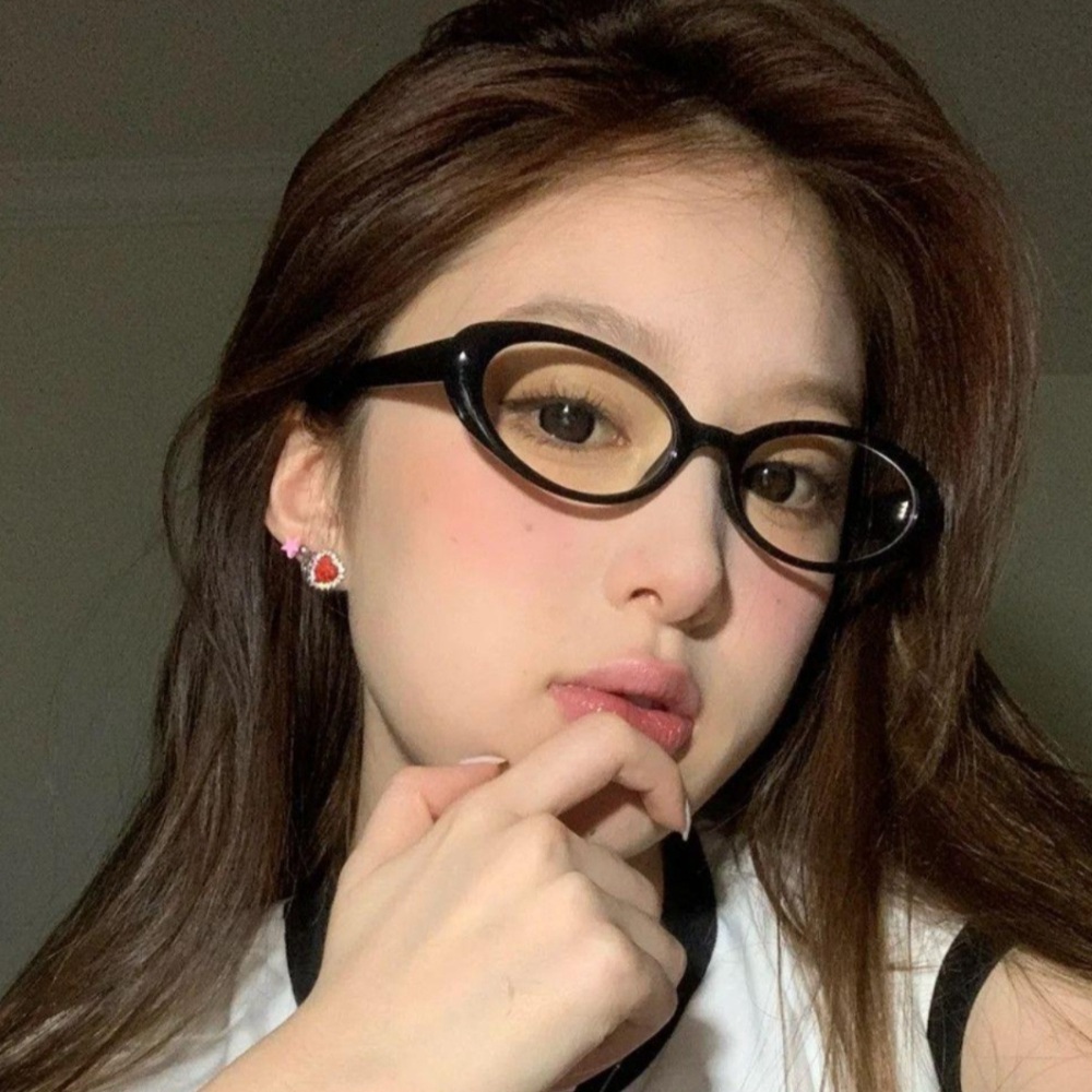 긱시크안경 y2k 힙한 안경 런닝맨 699회 송지효 스타일 - 상세 이미지 2
